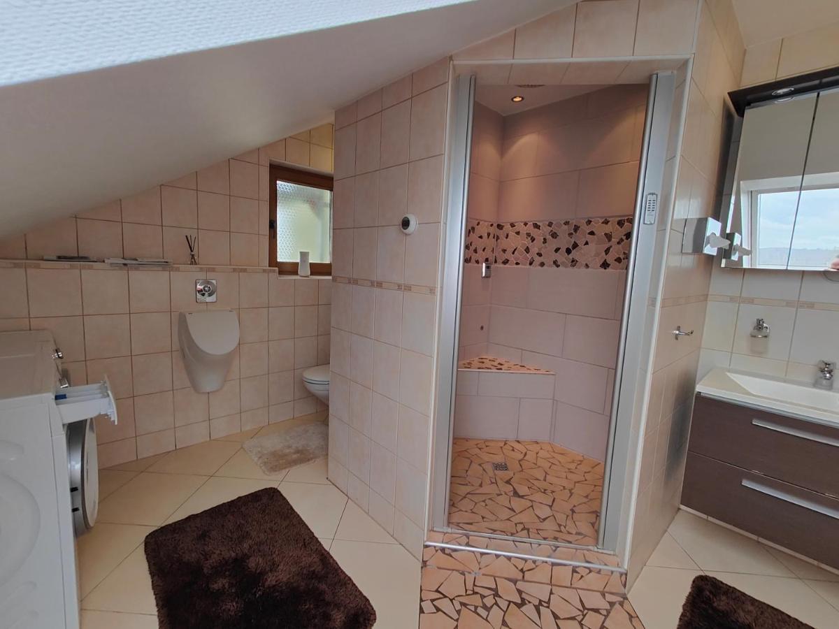 Komfort Ferienwohnung Biene Saarbrücken Exterior foto